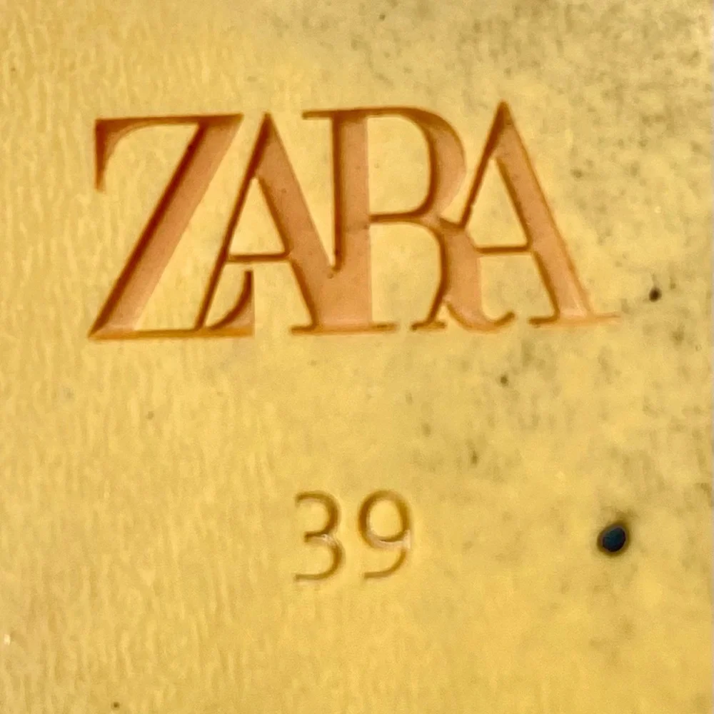 Zara Metallic Gold Cross Strap Women's Sandals Size EU 39 US8 - Picture 11 of 13